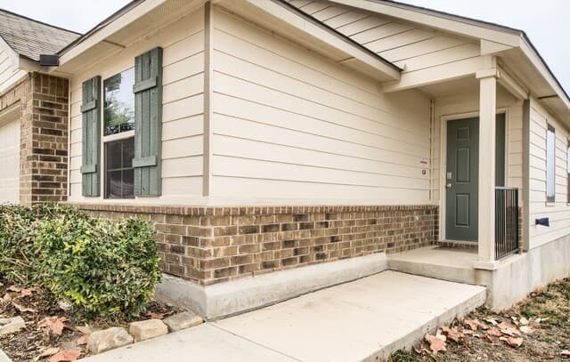 222 High Fence — photo 3