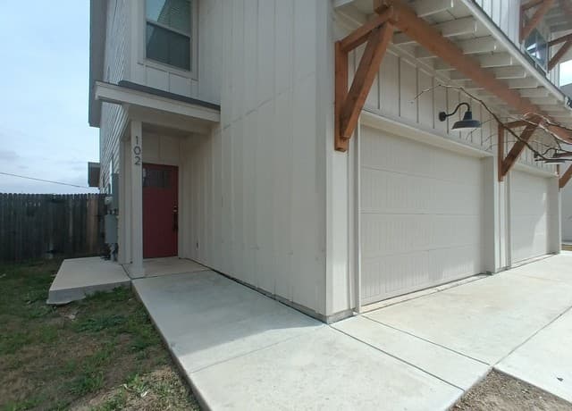 7518 Astro Field Unit 102 — photo 2