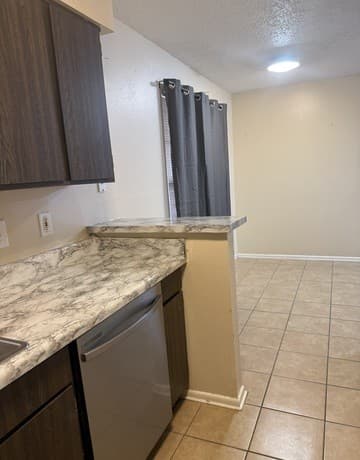 923 Vance Jackson Unit 1301 — photo 5