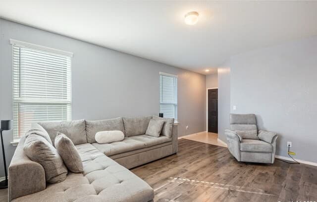 10334 Dunlap — photo 2