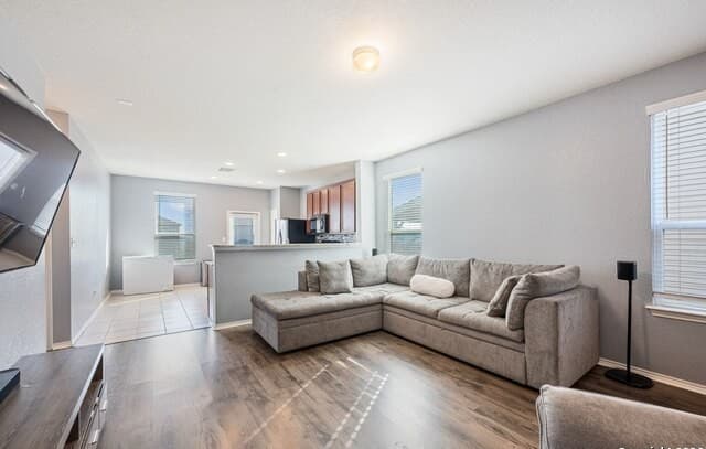 10334 Dunlap — photo 3