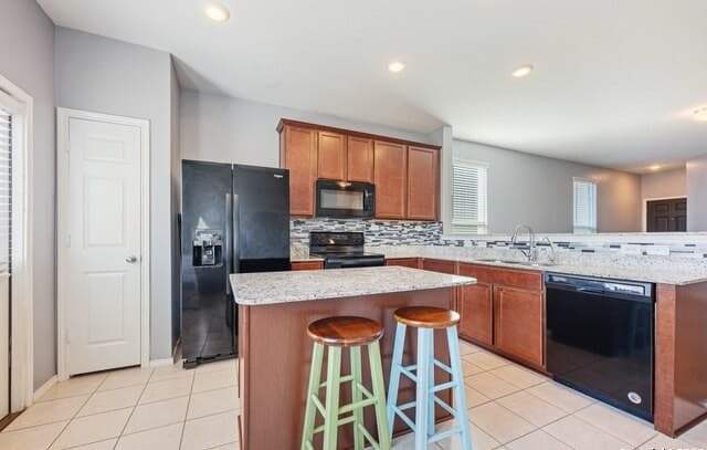 10334 Dunlap — photo 4