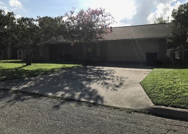 4015 Meeks — photo 3