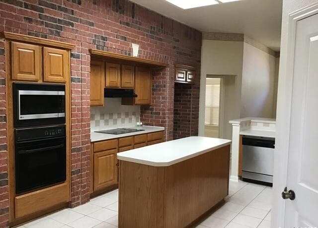 9615 Rocksprings — photo 1