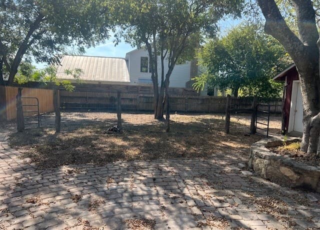 402 Herff — photo 3