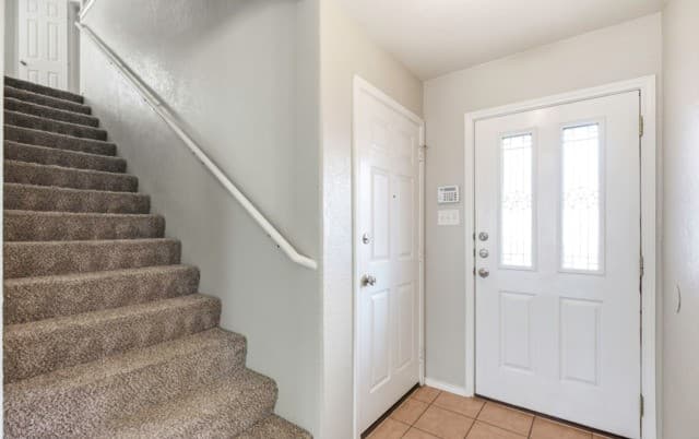 4-bedroom rental at 12114 Mountain Pine in San Antonio, TX — photo 3