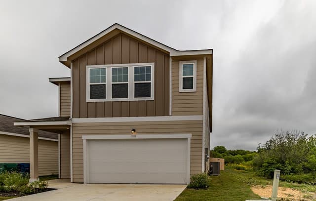 5110 Flying Hooves — photo 3