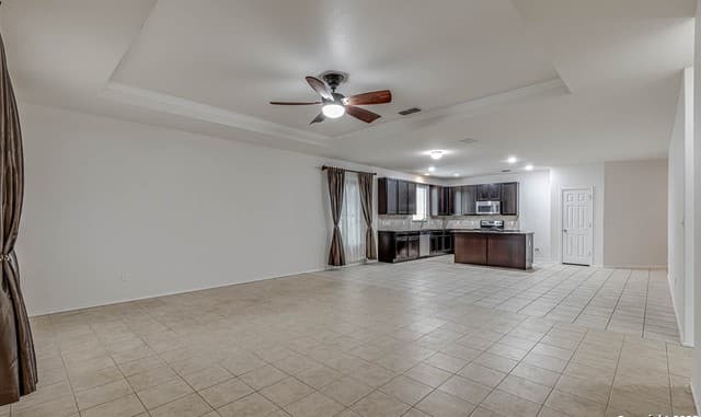 3727 Painted Tracks — photo 4