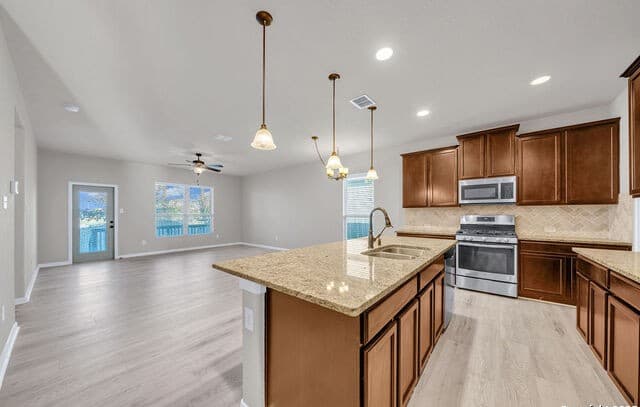 10423 Francisco Way — photo 3