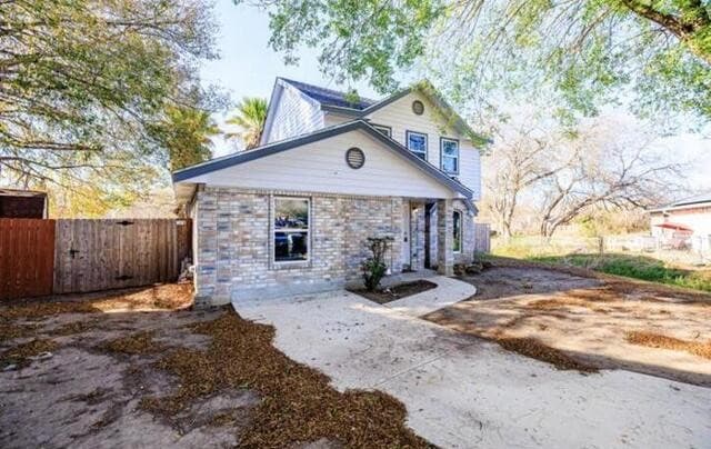 5703 Honeygold — photo 2