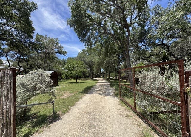 7055 Old Spring Branch Rd