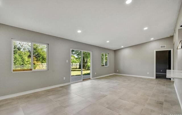 826 Chevy Chase Dr — photo 4