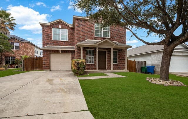 3-bedroom rental at 9007 Tezel Point in San Antonio, TX — photo 2