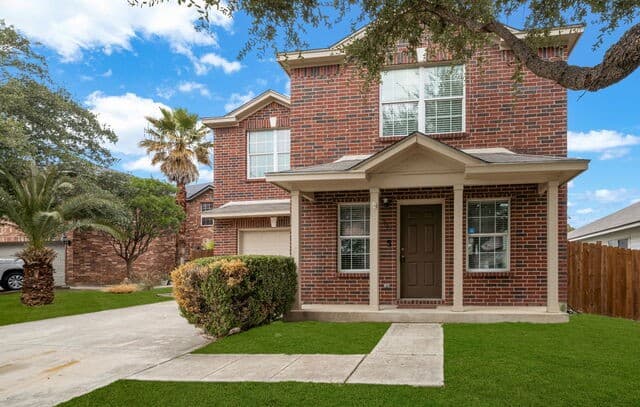 3-bedroom rental at 9007 Tezel Point in San Antonio, TX — photo 3