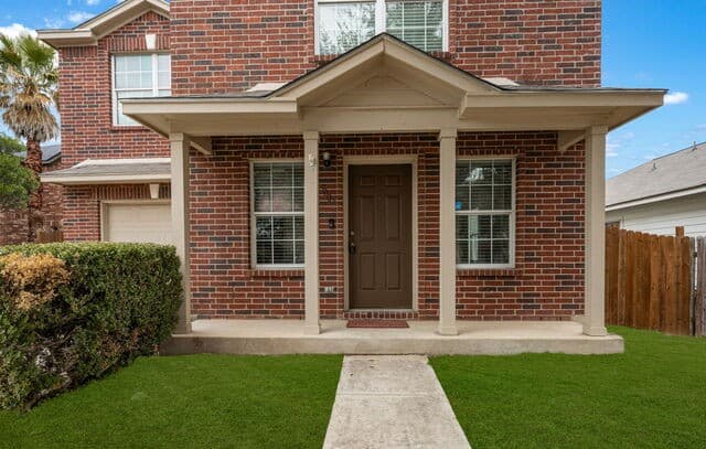 3-bedroom rental at 9007 Tezel Point in San Antonio, TX — photo 4