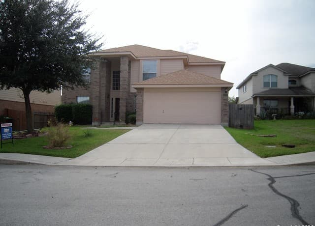 4223 Whitney Green — photo 1