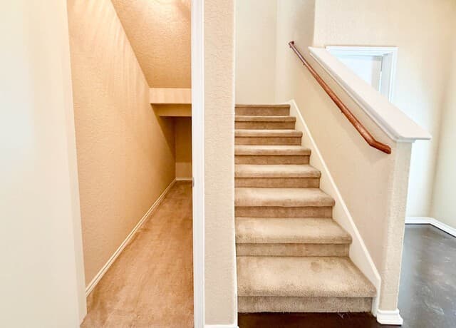 3-bedroom rental at 5630 Sendero Spring in San Antonio, TX — photo 5