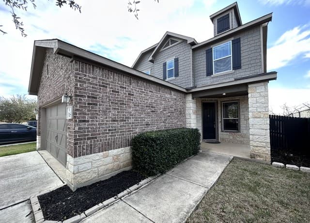 318 Pleasanton Cir — photo 3