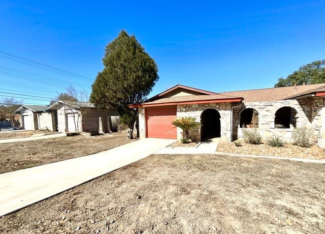 6905 Forest Meadow Street — photo 2