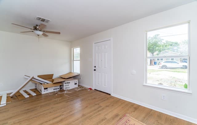 610 Virginia Unit 2 — photo 4