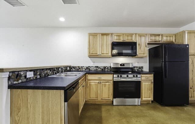 752 Cimarron Unit B — photo 5