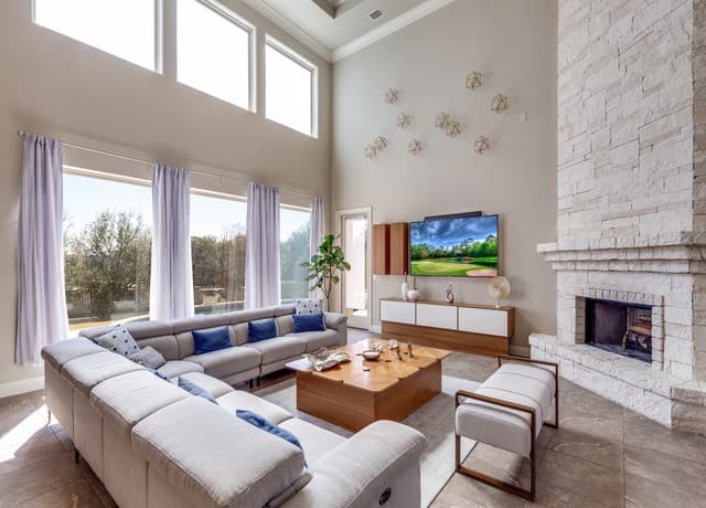 6314 Sevilla Way — photo 2