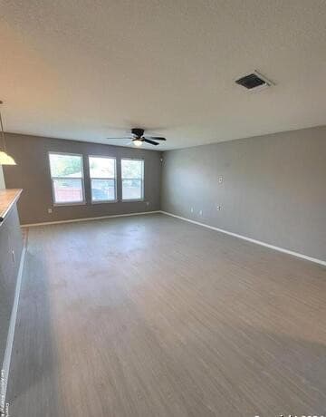 105 Hinge Chase — photo 4