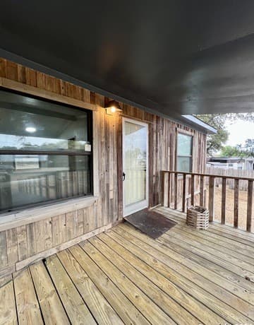 3-bedroom rental at 11948 Grapevine St in San Antonio, TX — photo 5