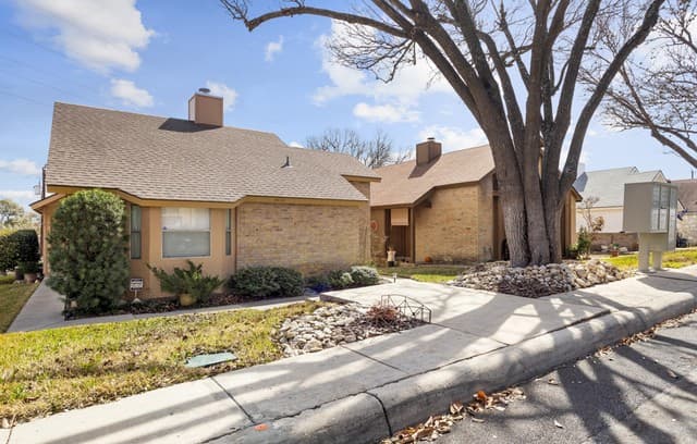 8430 Cranberry Unit 2 — photo 2