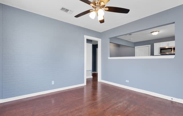 120 Bank St — photo 4