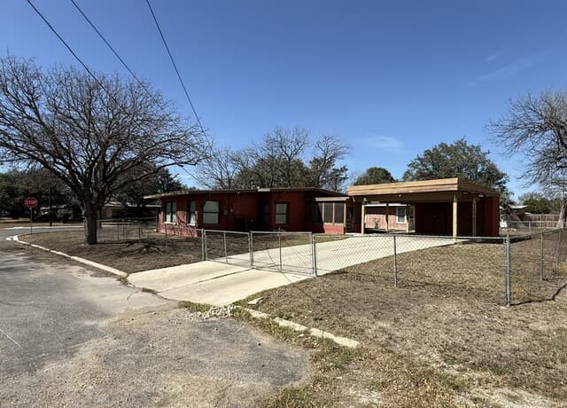 606 Elkhorn — photo 3