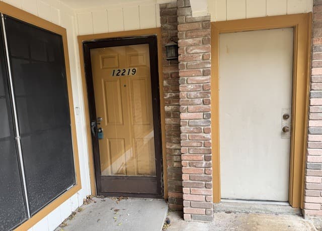 12219 Ridge Crown St — photo 1