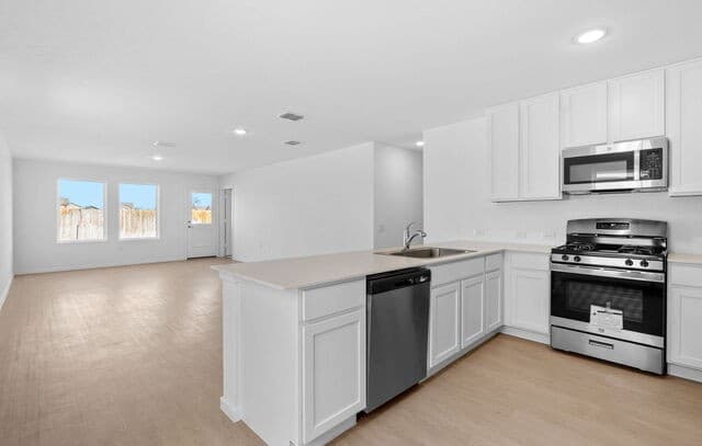 1427 Neria Loop — photo 3