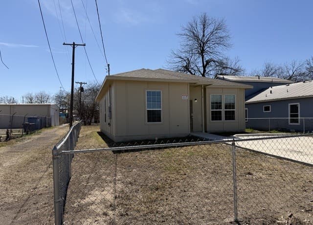 114 Grosvenor — photo 2