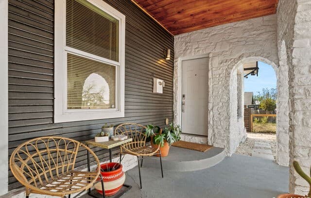 810 Dakota — photo 4