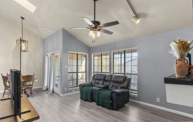 6100 Woodlake Unit 312 — photo 1