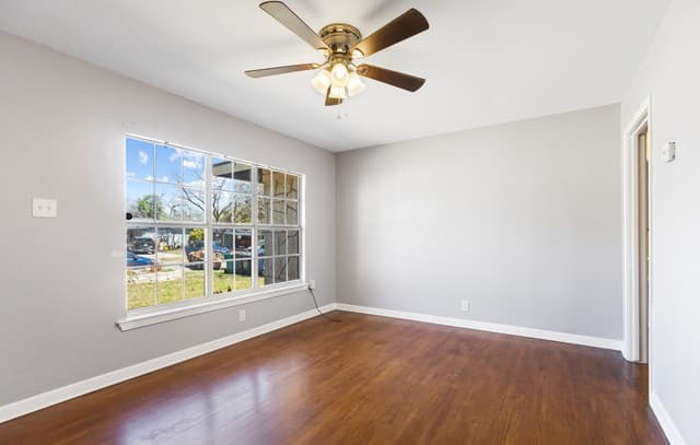3-bedroom rental at 210 Dryden in San Antonio, TX — photo 4