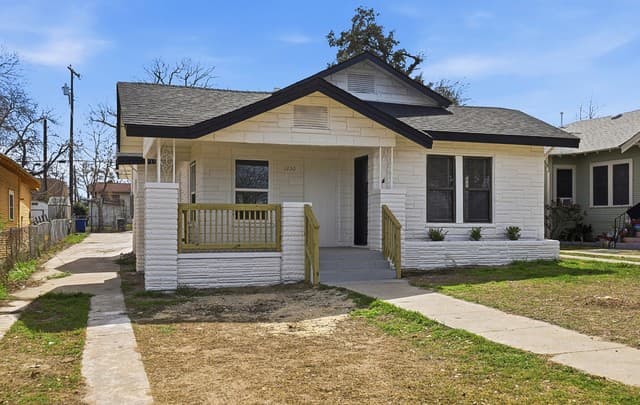 1230 Hammond — photo 2