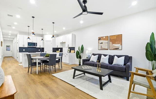 1801 W Southcross Blvd — photo 5