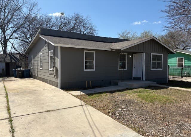 4842 Stoneside — photo 2