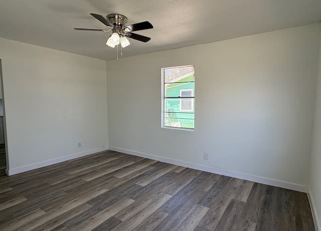 4842 Stoneside — photo 3