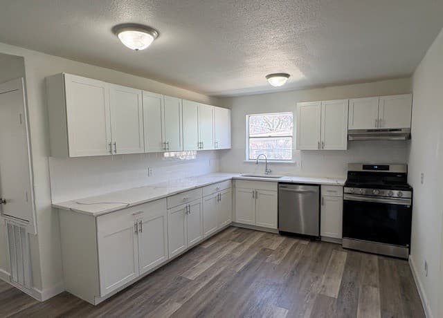 4842 Stoneside — photo 5