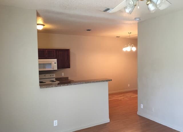 10911 Baltic Dr Unit 202 — photo 3