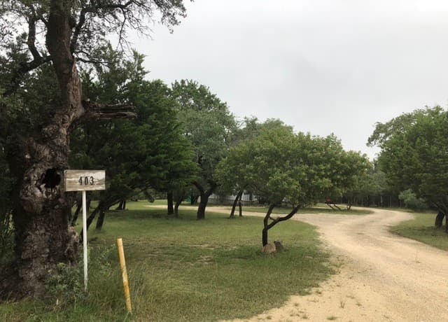 403 Los Indios Rd — photo 2