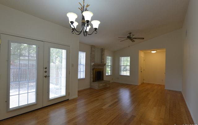 328 Bentwood — photo 5