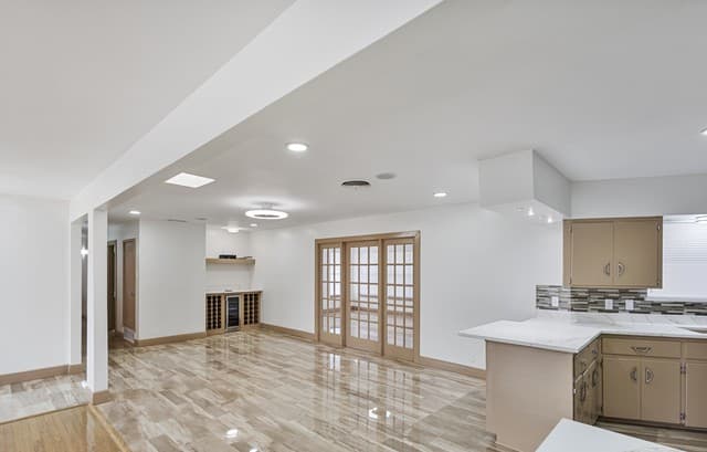 351 Northridge — photo 5