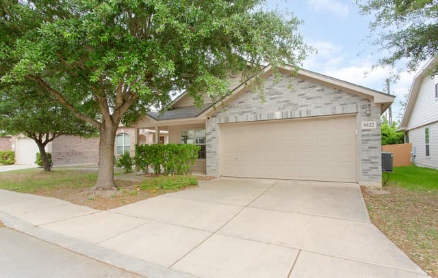 3-bedroom rental at 9522 Sun Mill in San Antonio TX