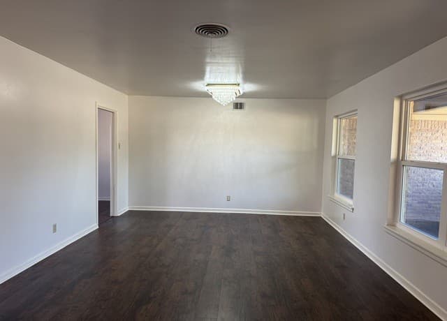 110 Northaven — photo 3