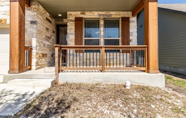 4-bedroom rental at 11643 Troubadour Trl in San Antonio, TX — photo 4