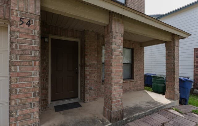 54 Longleaf Coral — photo 4